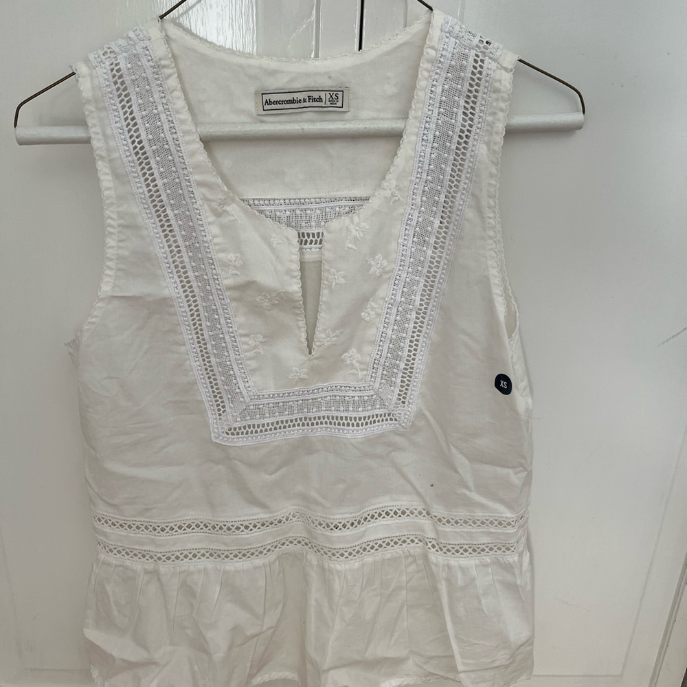 Abercrombie & Fitch White Women's Top - Never Worn
